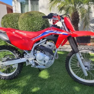 Honda CRF250F 2022 RED